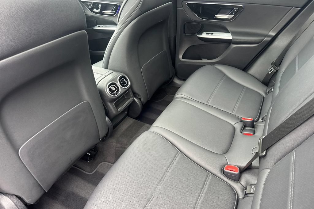 Certified 2026 Mercedes-Benz GLC 300 4MATIC image 14