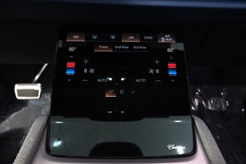 Used 2026 Cadillac Vistiq Premium Luxury image 32