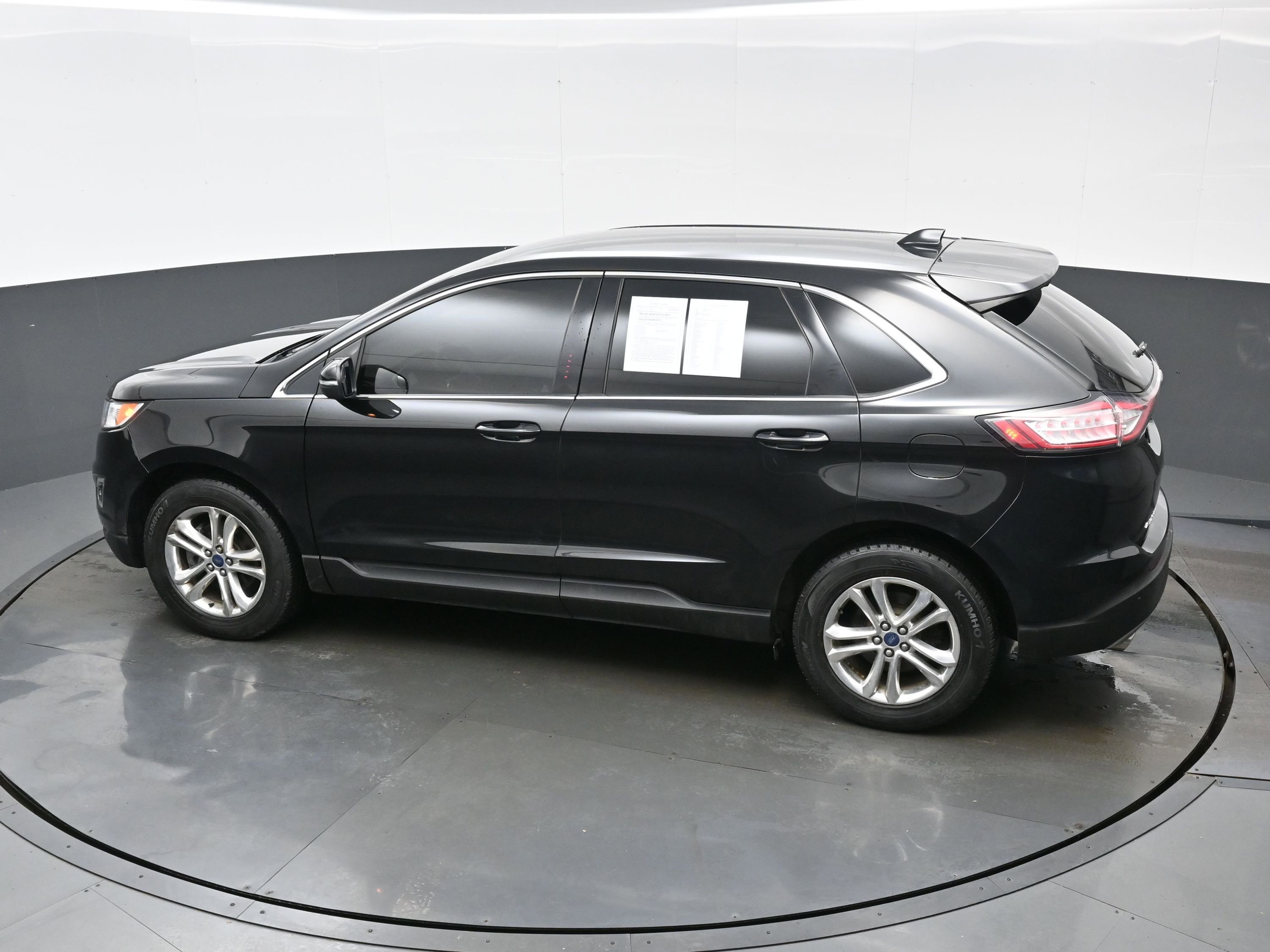 Used 2015 Ford Edge SEL w/ Equipment Group 201A image 34