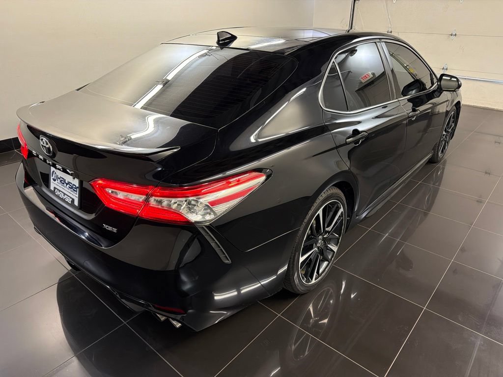 Used 2020 Toyota Camry XSE FWD image 6