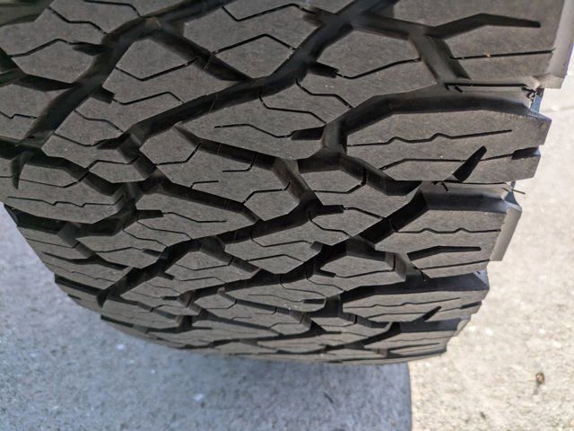 Used 2025 Ford F150 Lariat w/ Equipment Group 502A High image 16