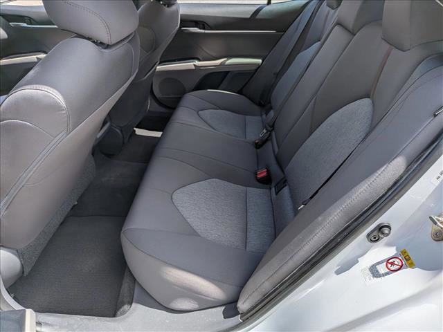 Used 2018 Toyota Camry LE FWD image 15