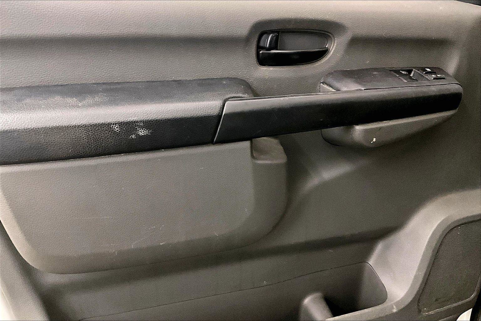 Used 2019 Nissan NV 2500 SV image 23