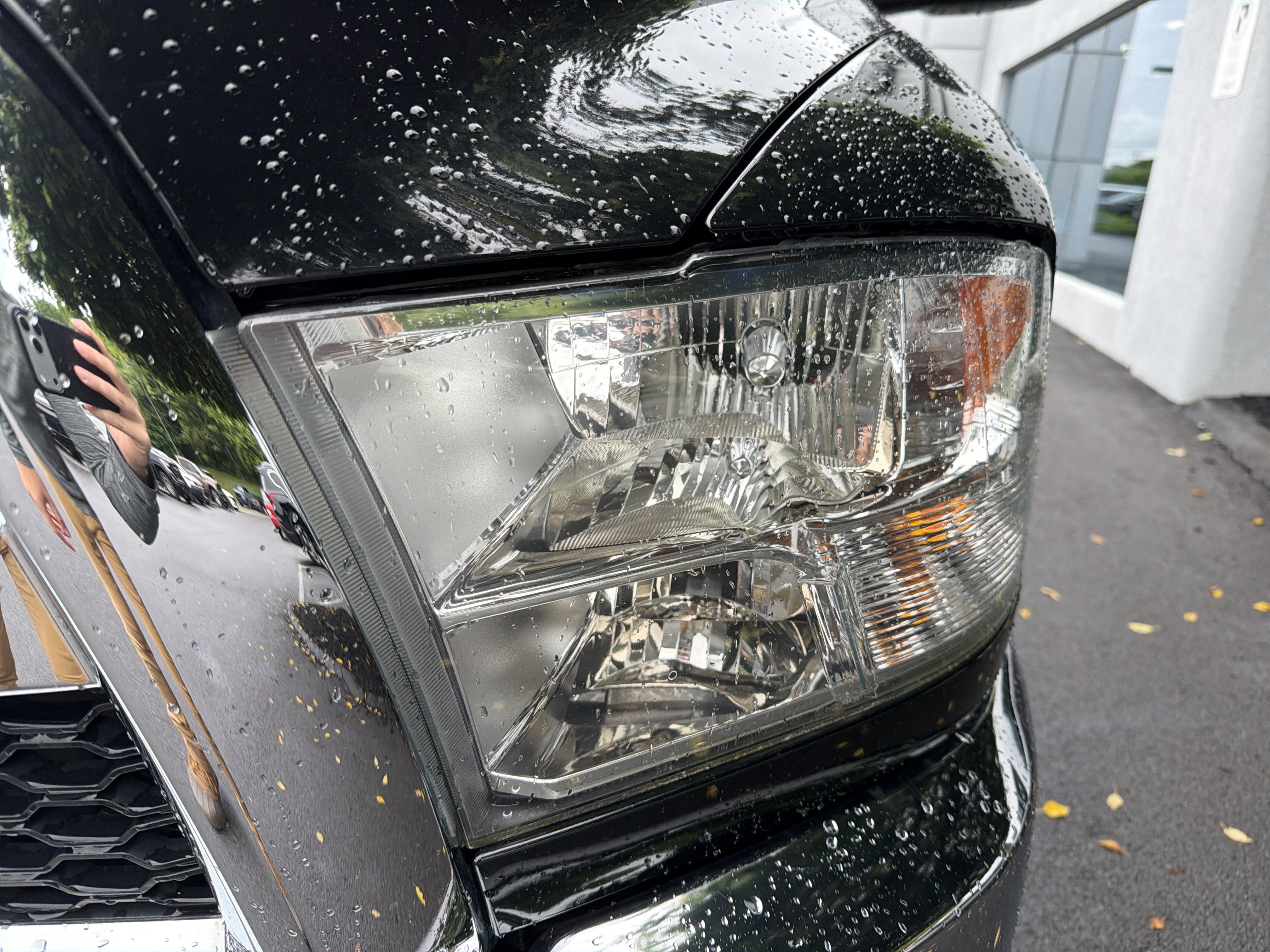 Used 2015 RAM 2500 SLT AWD/4WD image 3