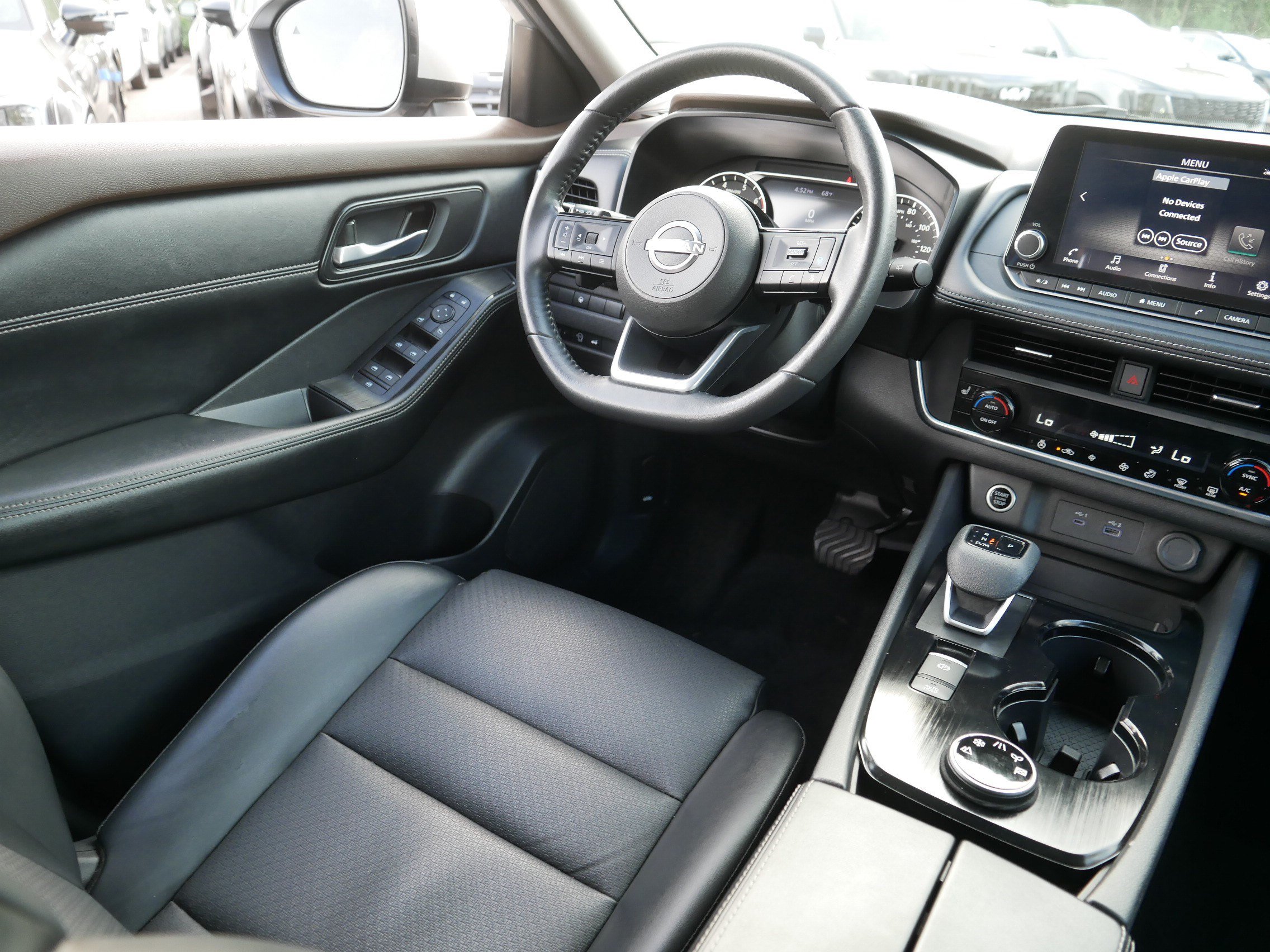Certified 2023 Nissan Rogue SV w/ SV Premium B Package AWD/4WD image 9