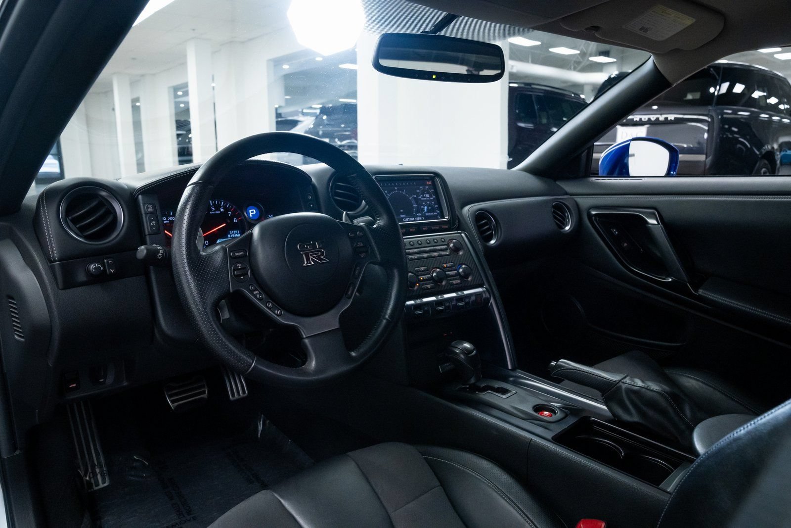 Used 2014 Nissan GT-R Premium AWD/4WD image 17