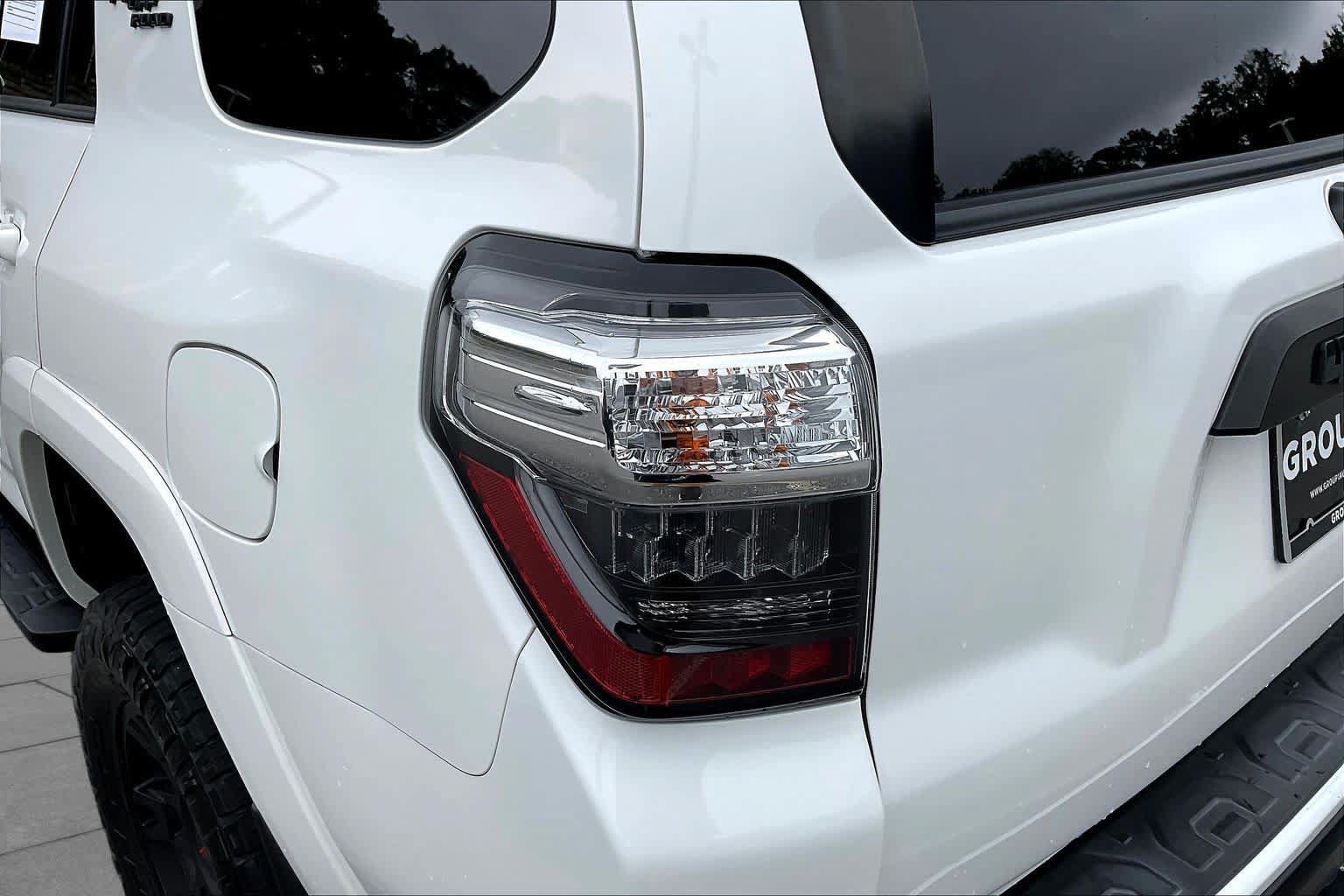 Used 2023 Toyota 4Runner TRD Off-Road Premium w/ Moonroof Package AWD/4WD image 27