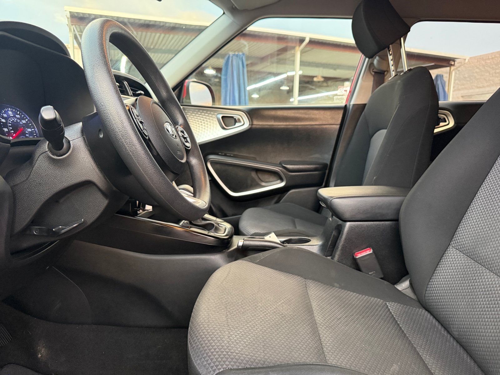 Used 2021 Kia Soul LX FWD image 15