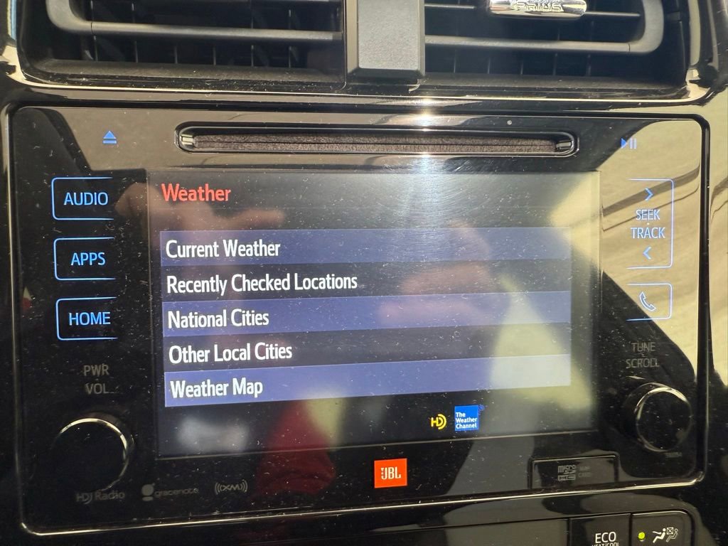 Used 2017 Toyota Prius Four w/ Advanced Technology Package FWD image 27