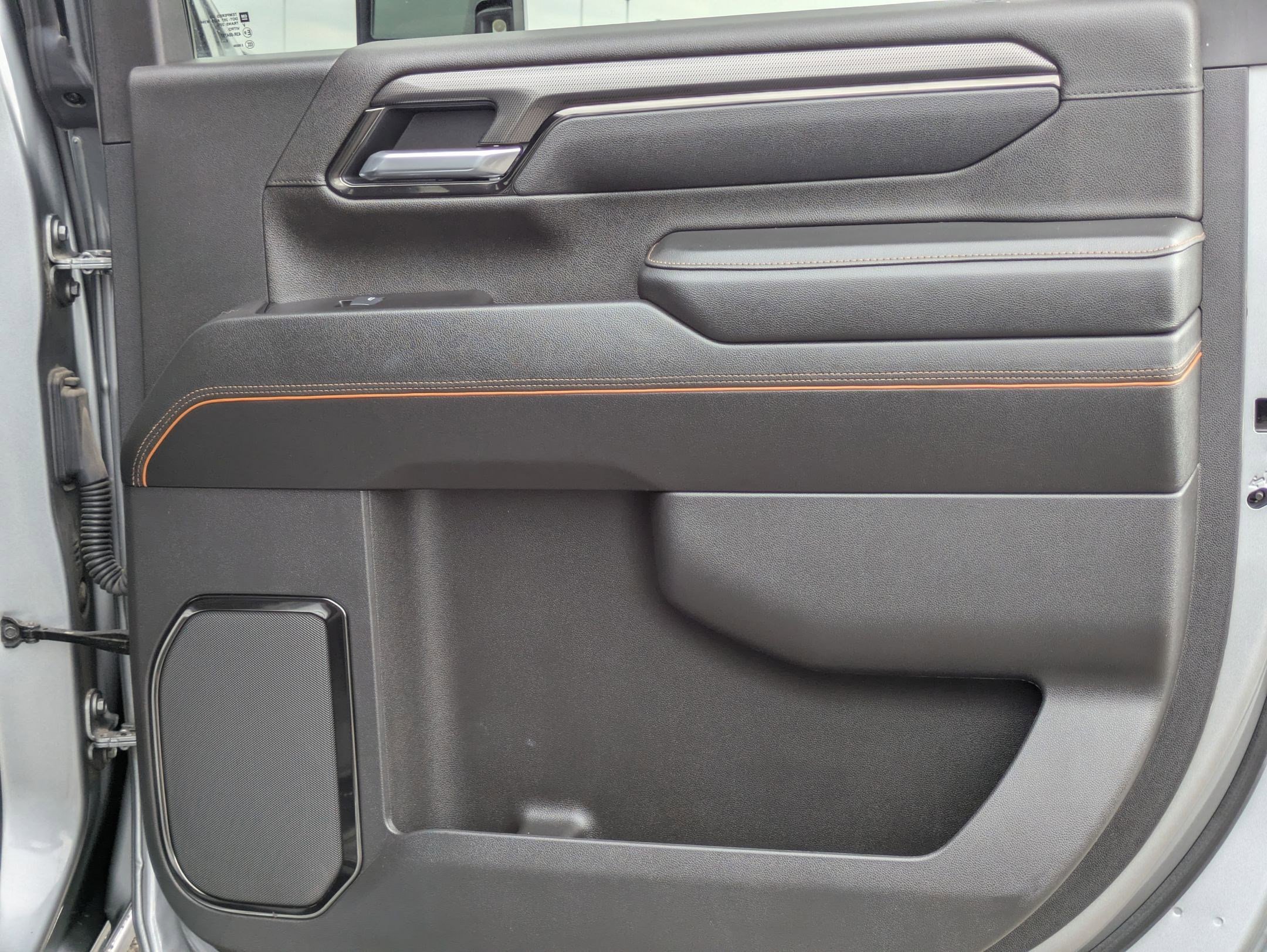 Used 2025 GMC Sierra 2500 AT4 w/ AT4 Premium Plus Package image 27