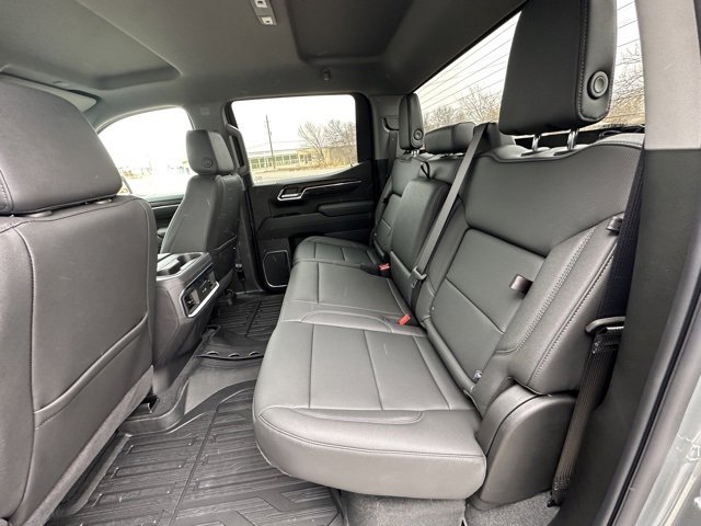 New 2026 GMC Sierra 1500 SLT image 22