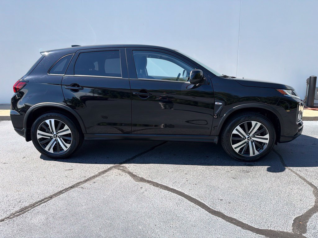 Used 2025 Mitsubishi Outlander Sport ES AWD/4WD image 4