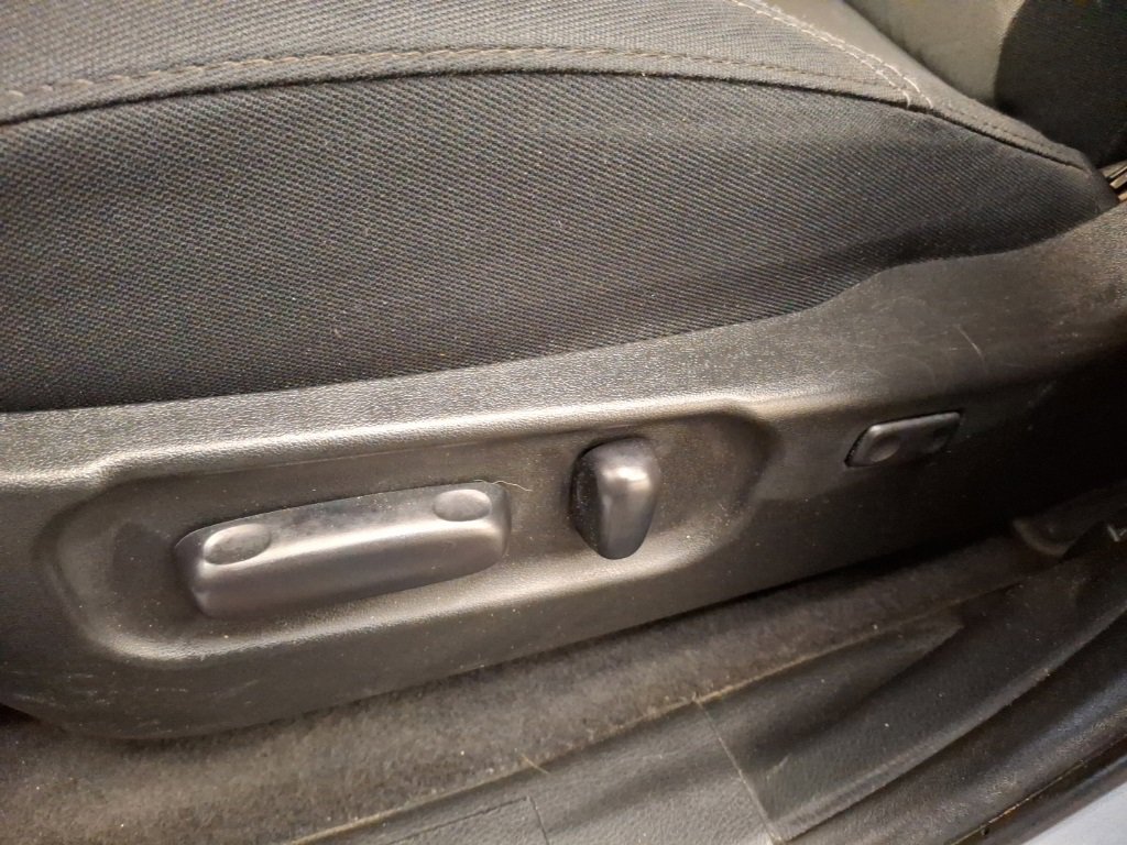 Used 2023 Toyota Tacoma TRD Off-Road image 14