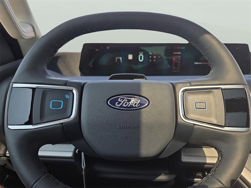 New 2025 Ford Expedition Active image 19