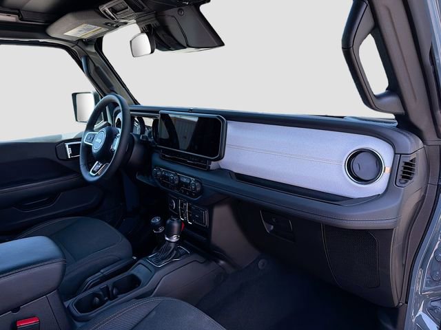 Used 2025 Jeep Wrangler Sahara 4xe w/ Safety Group image 29