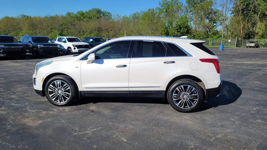 Used 2017 Cadillac XT5 Premium Luxury w/ LPO, Wheel Lock Package FWD image 7