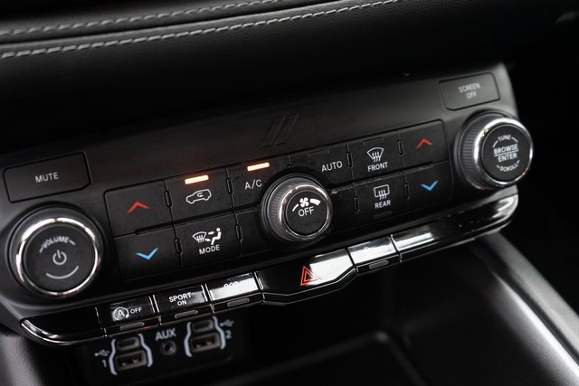 Used 2021 Dodge Durango SXT w/ 3rd Row Seating Group image 26