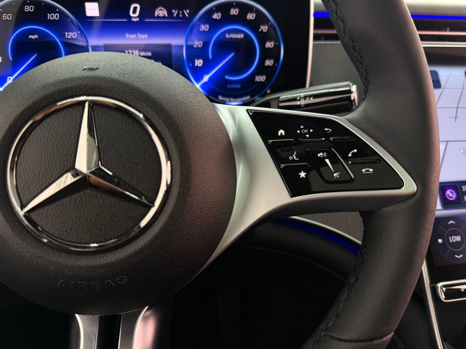 New 2027 Mercedes-Benz EQE 320 4MATIC SUV image 14