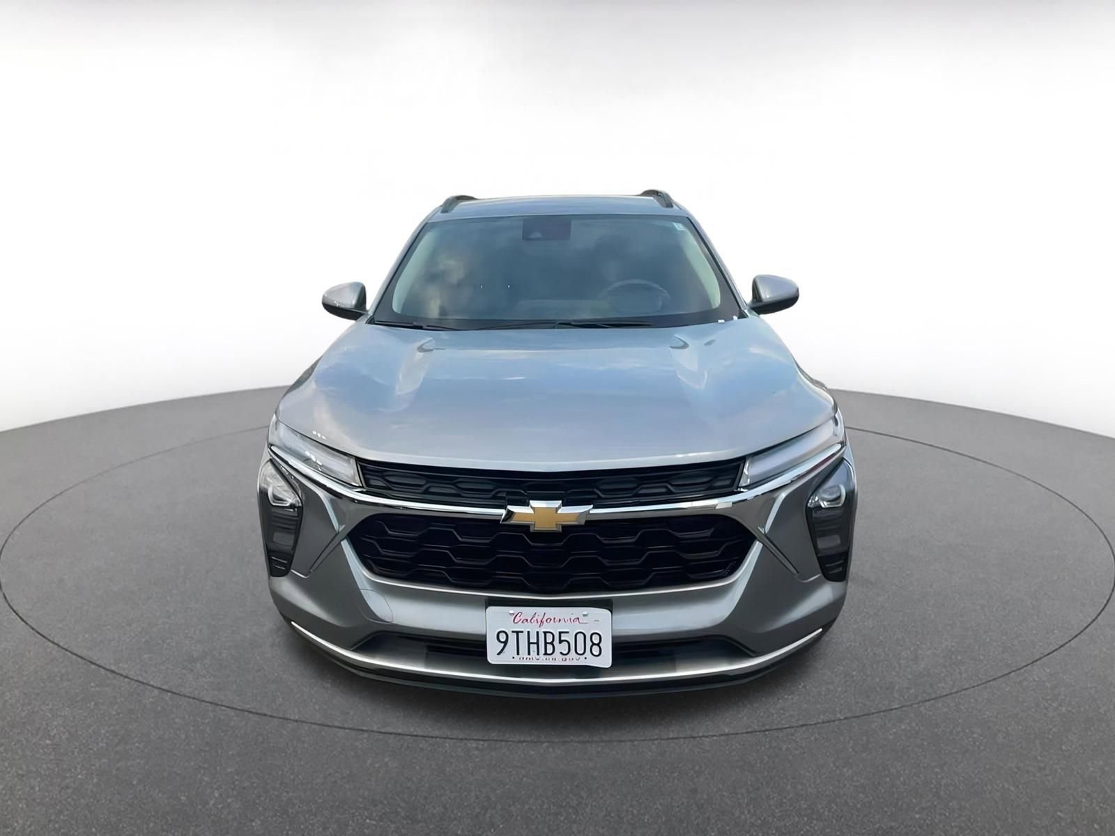 Used 2025 Chevrolet Trax LT image 4