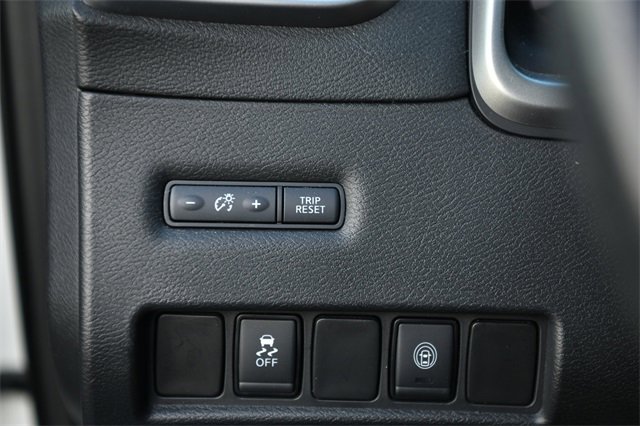 Used 2020 Nissan Murano SV image 17