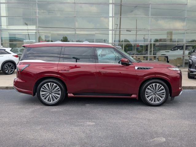 Certified 2025 INFINITI QX80 Luxe w/ Exterior Package image 8