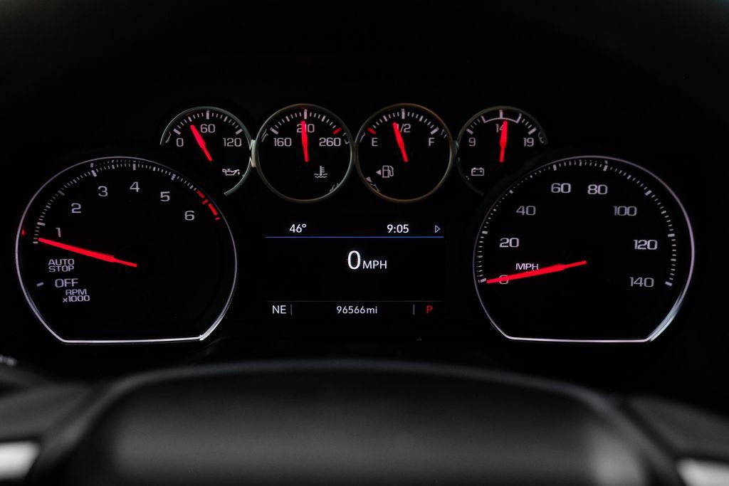 Used 2023 Chevrolet Suburban LS image 15