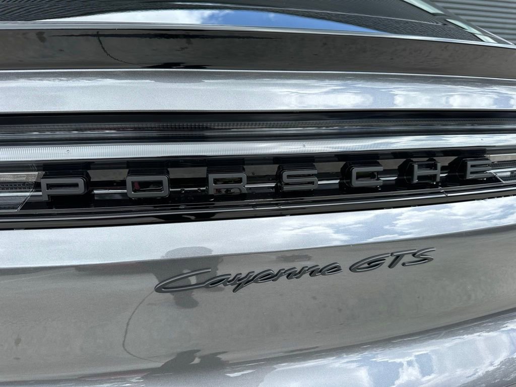 Used 2025 Porsche Cayenne GTS image 12