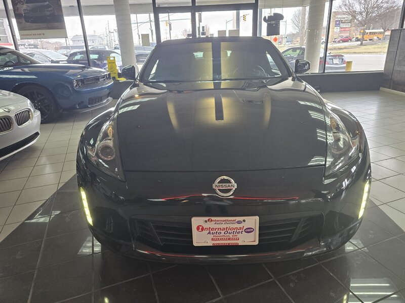 Used 2019 Nissan 370Z Roadster RWD image 26