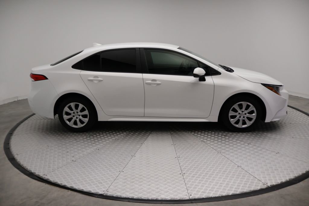Certified 2025 Toyota Corolla LE w/ Convenience Package FWD image 7