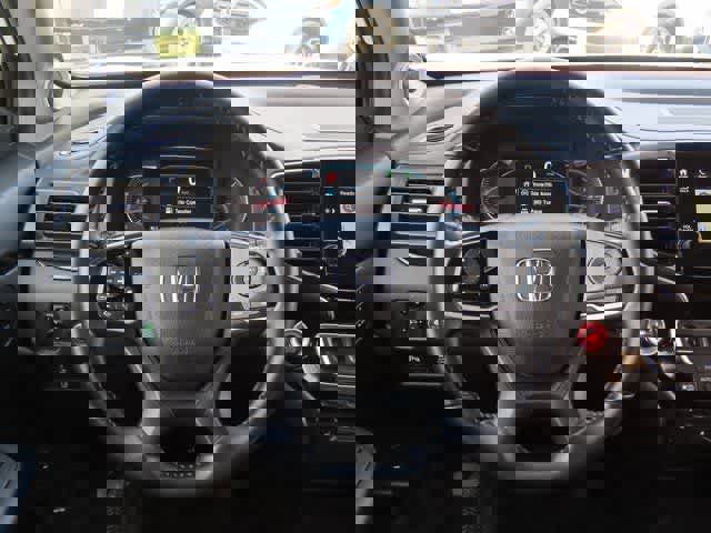 Certified 2021 Honda Pilot Touring image 21