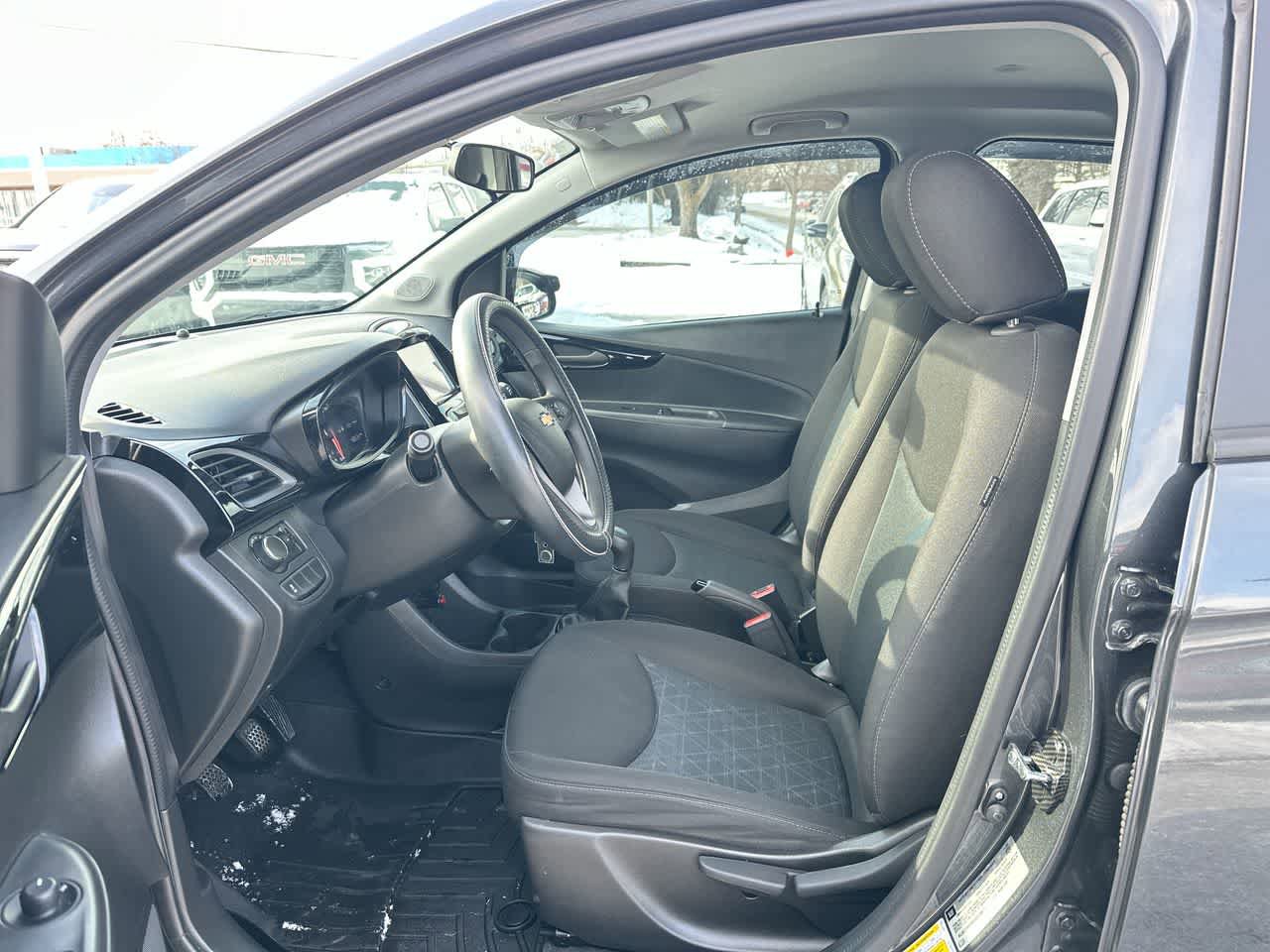Used 2022 Chevrolet Spark LT FWD image 21