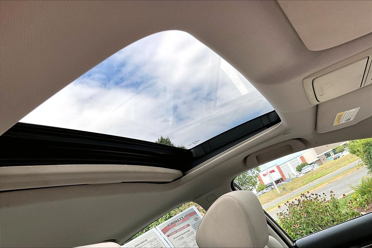Used 2018 Honda Accord EX image 20