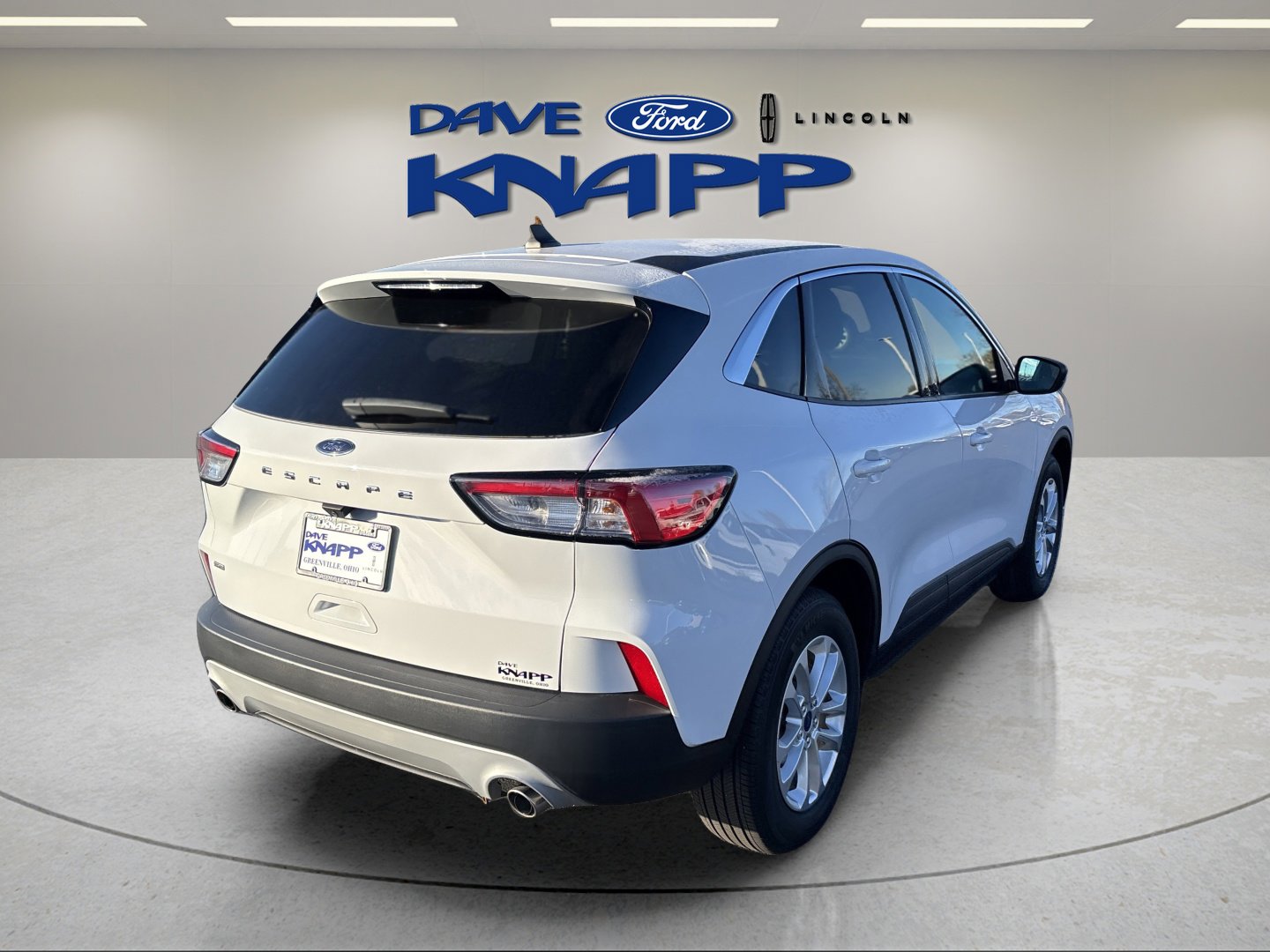 Used 2022 Ford Escape SE w/ Cold Weather Package image 8