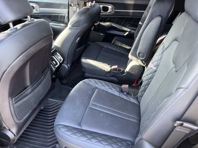 Used 2022 Kia Sorento SX Prestige AWD/4WD image 17