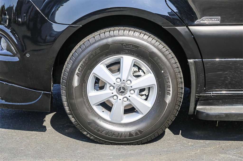 Used 2023 Mercedes-Benz Sprinter 2500 image 13