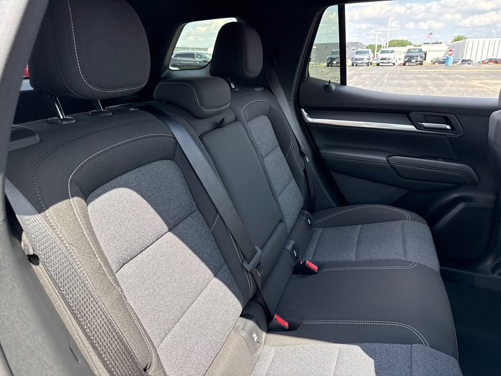 New 2027 GMC Terrain Elevation w/ Technology Package II AWD/4WD image 33