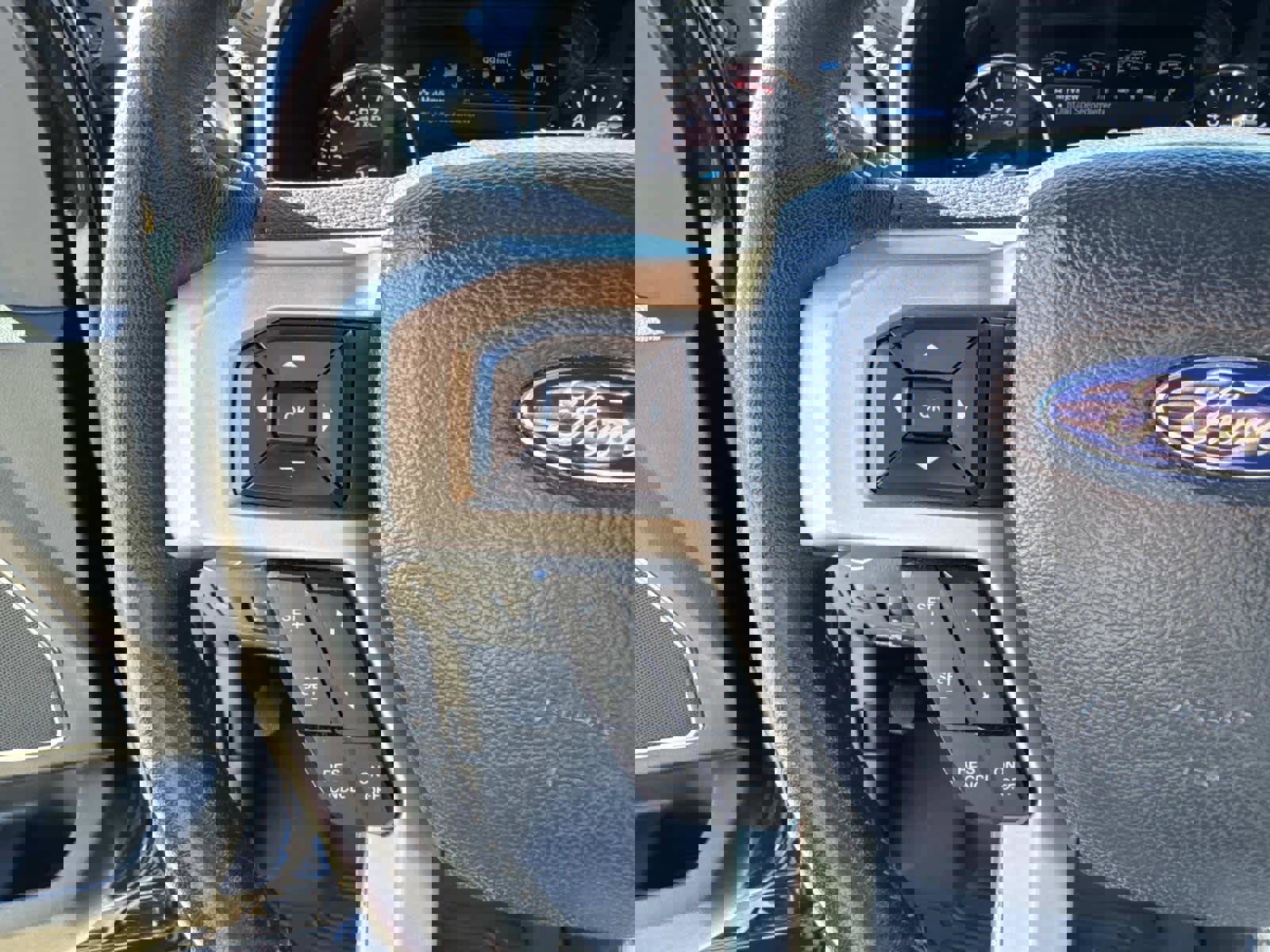 Used 2022 Ford F250 Lariat w/ Lariat Ultimate Package image 39