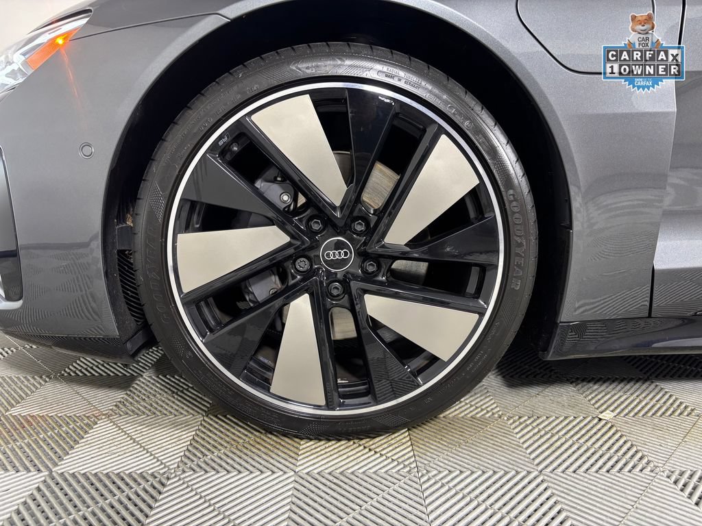 Used 2023 Audi e-tron GT Prestige w/ Prestige Package AWD/4WD image 31