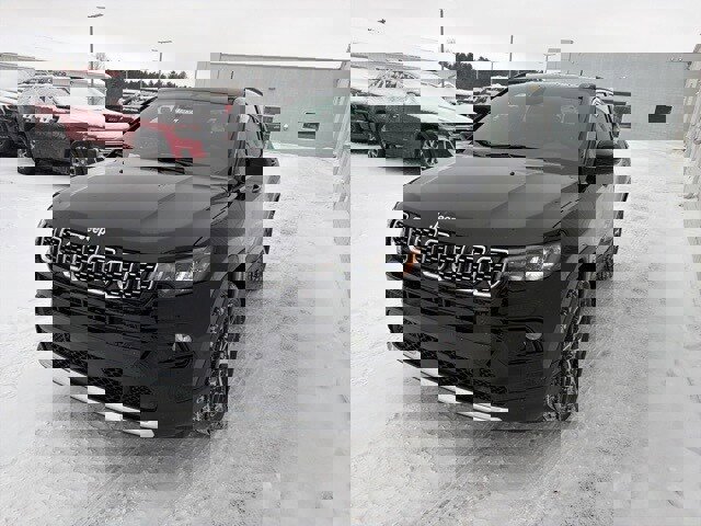 New 2026 Jeep Compass Limited image 5