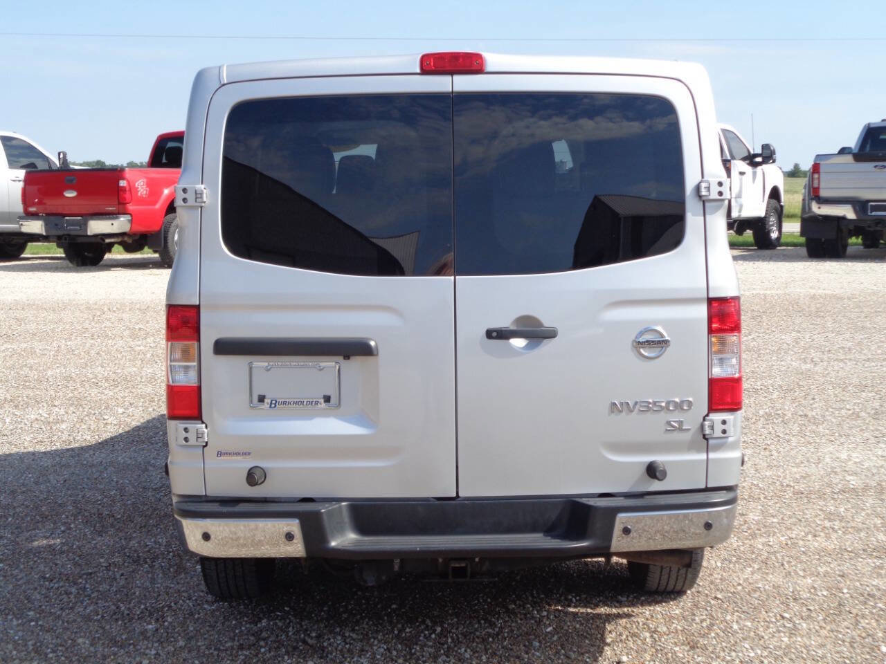 Used 2019 Nissan NV 3500 SL RWD image 7