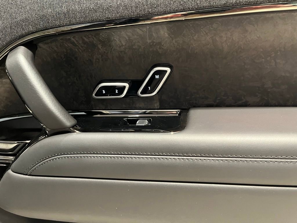 Used 2023 Land Rover Range Rover Sport First Edition image 44