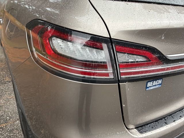 Used 2020 Lincoln Nautilus Reserve w/ Equipment Group 201A image 14