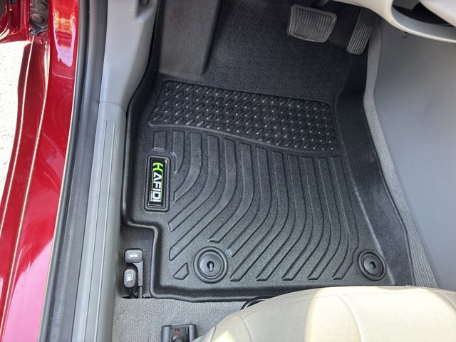 Used 2024 Hyundai Elantra SEL w/ Convenience Package image 20