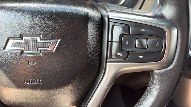Used 2021 Chevrolet Tahoe Z71 w/ Z71 Signature Package AWD/4WD image 16