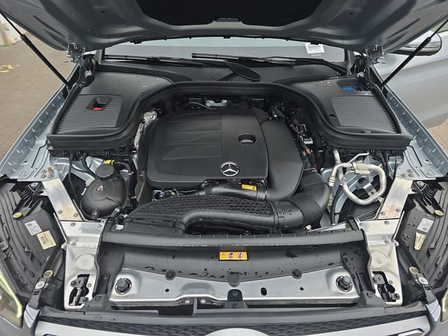 Used 2022 Mercedes-Benz GLC 300 4MATIC image 29