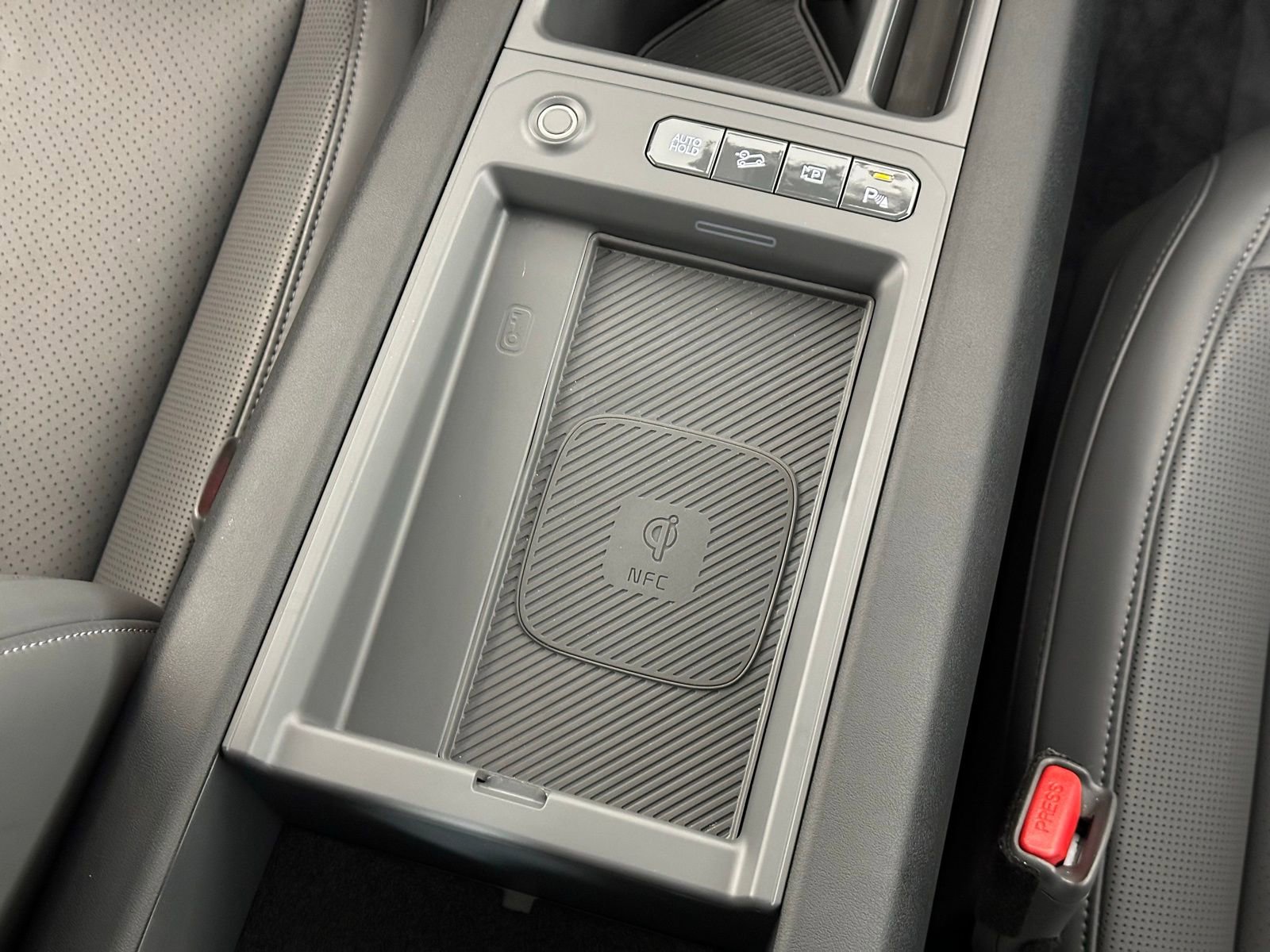 Used 2025 Kia EV9 Wind image 19