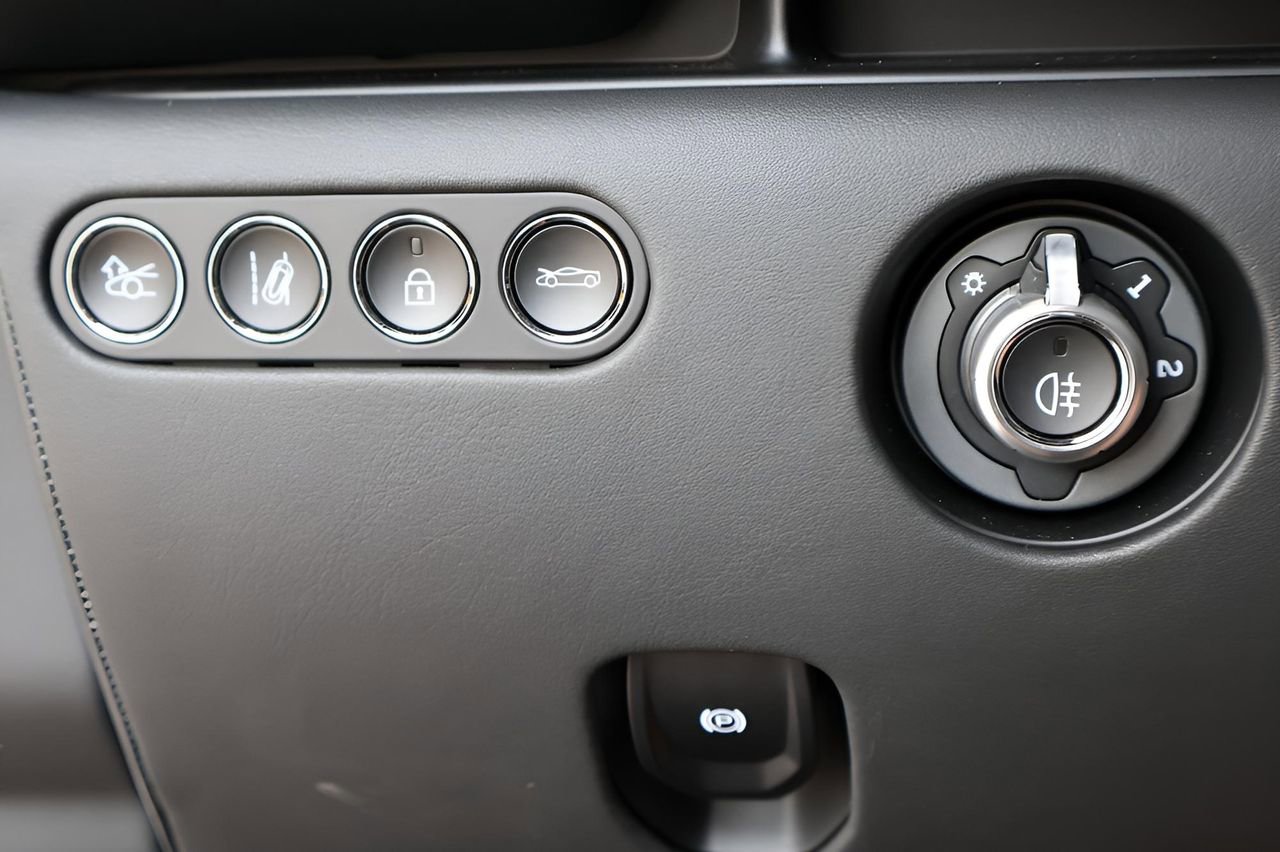 New 2026 McLaren Artura image 12