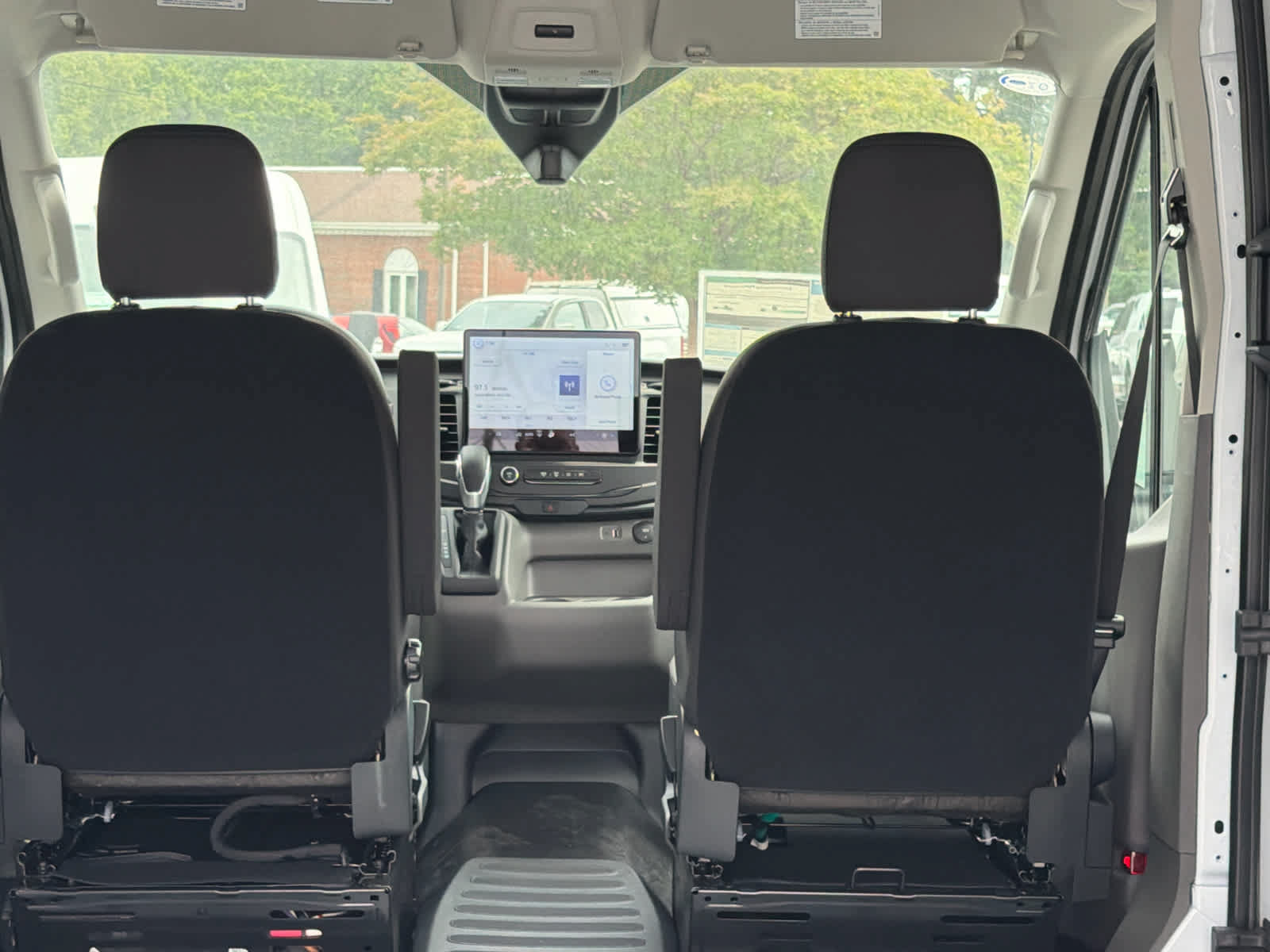New 2026 Ford Transit 250 148 Medium Roof RWD image 15