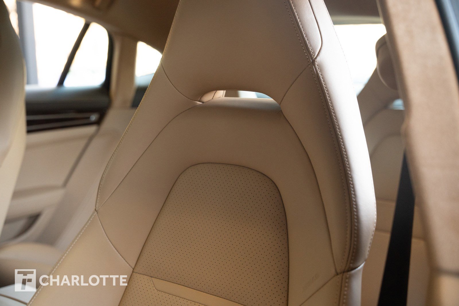 Used 2023 Porsche Panamera GTS image 18