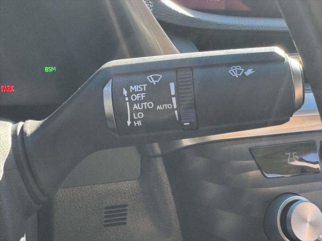 Used 2021 Lexus ES 300h w/ Premium Package image 22